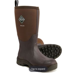 Muck boots